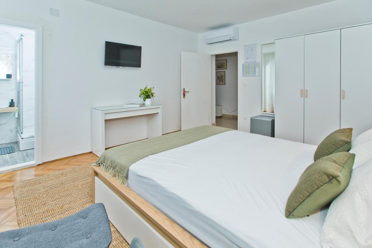 Hvar Deluxe Rooms Hvar Town Esterno foto