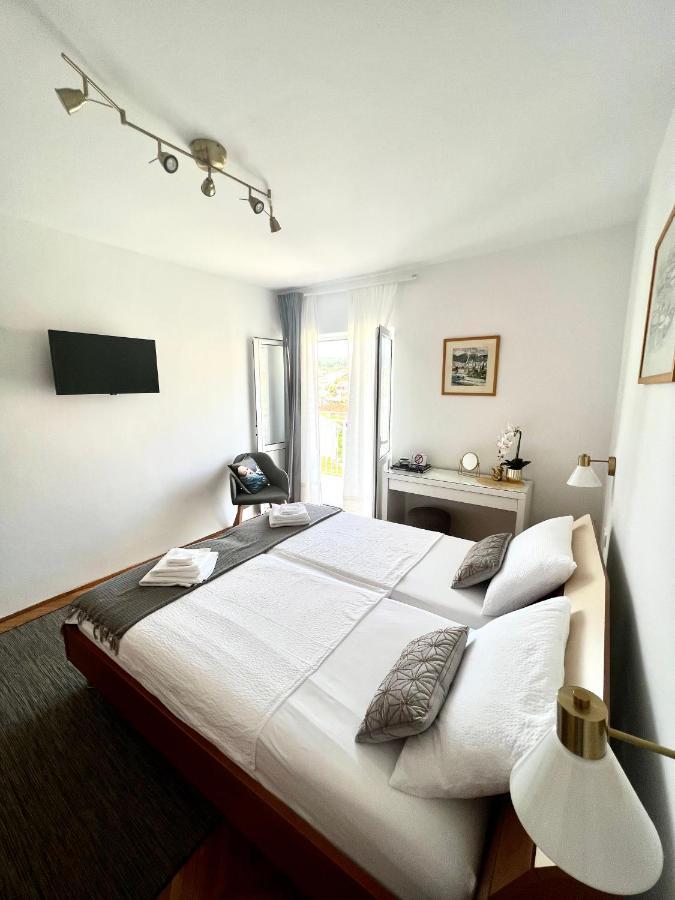 Hvar Deluxe Rooms Hvar Town Esterno foto